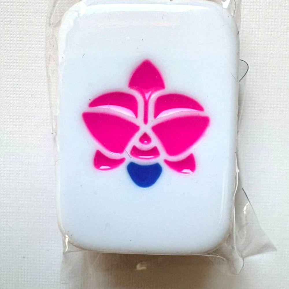 NWT Piper K Hand Painted Mahjong Tile Bag Charm & Key Chain Gold Tone - Picture 4 of 9